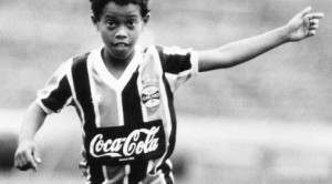 Ronaldinho_kecil