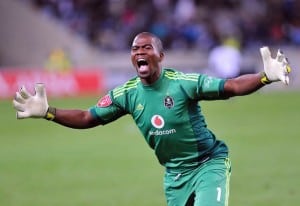 CAPE TOWN, SOUTH AFRICA - APRIL 10: Senzo Meyiwa of Orlando Pirates during the Absa Premiership match between Ajax Cape Town and Orlando Pirates from Cape Town Stadium on April 10, 2013 in Cape Town, South Africa Photo by Ashley Vlotman/Gallo Images
